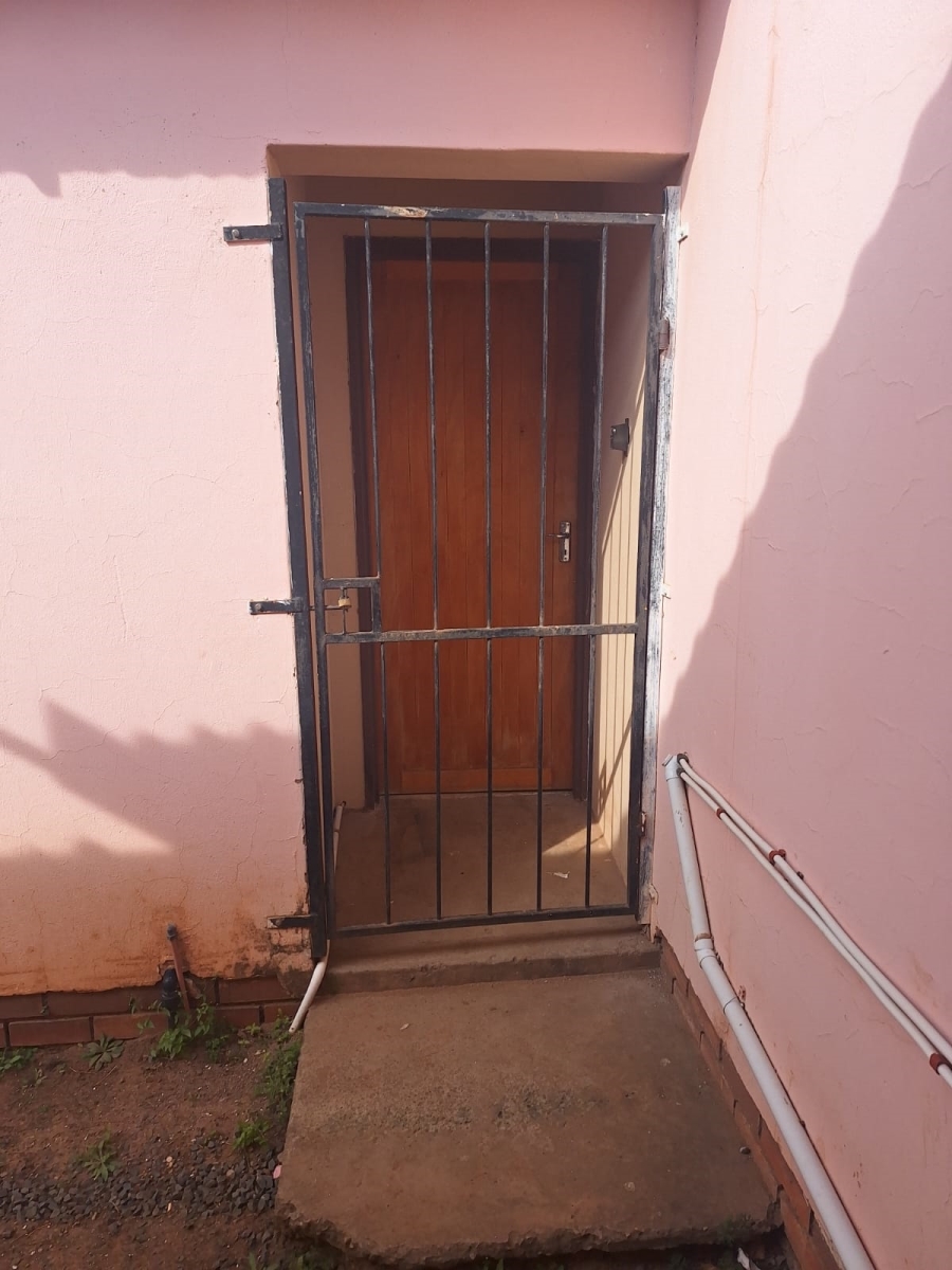 To Let 0 Bedroom Property for Rent in Victoria Park Eastern Cape
